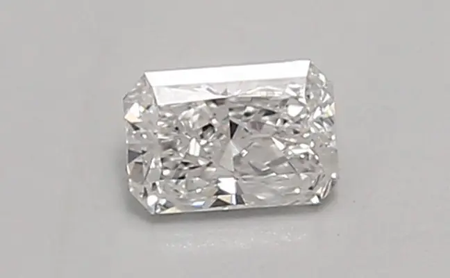 0.37ct D VVS2 Radiant (IGI)