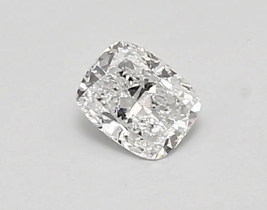 0.37ct D VS2 Cushion (IGI)