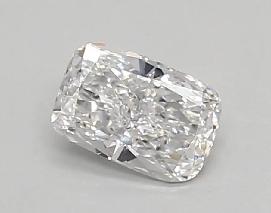 0.37ct D VVS2 Cushion (IGI)