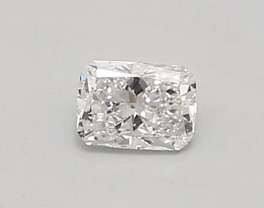 0.37ct D VVS1 Cushion (IGI)