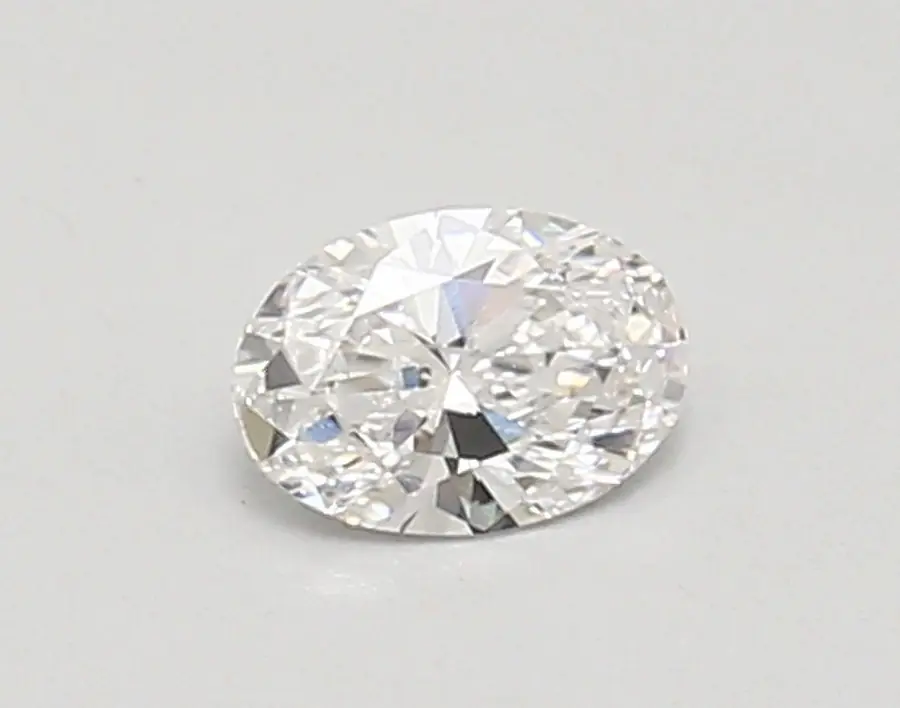 0.36ct E VVS2 Oval (IGI)