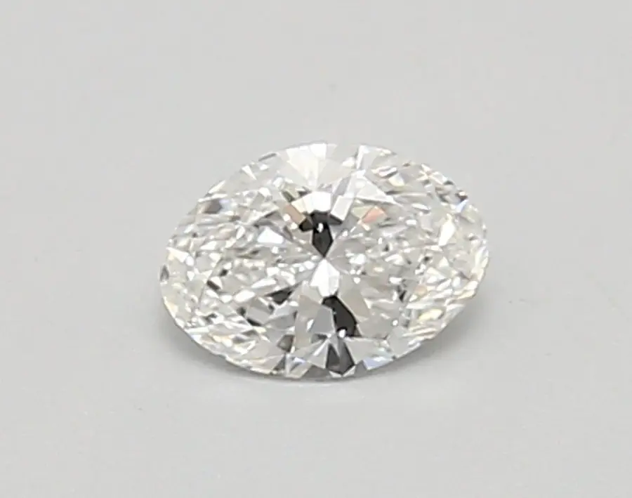 0.36ct E VVS2 Oval (IGI)