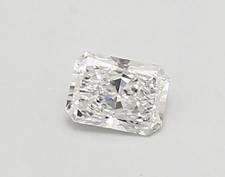 0.36ct D VS1 Radiant (IGI)