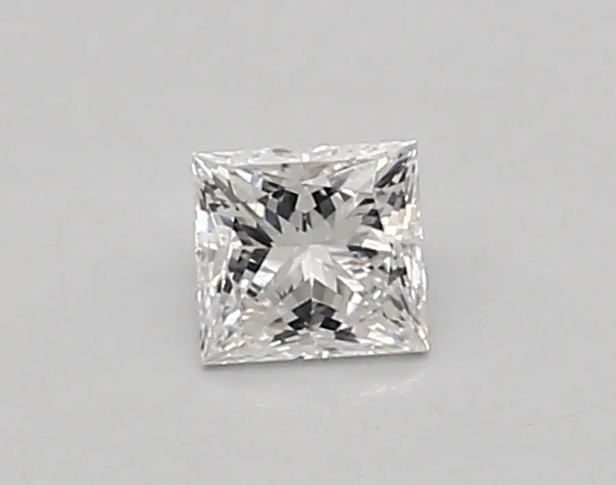 0.36ct E VVS2 Princess (IGI)