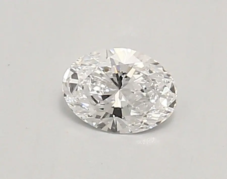 0.35ct D VVS1 Oval (IGI)