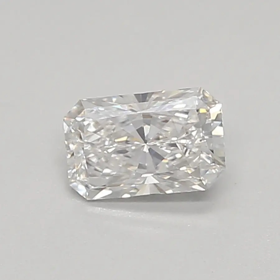 0.35ct E VVS2 Radiant (IGI)