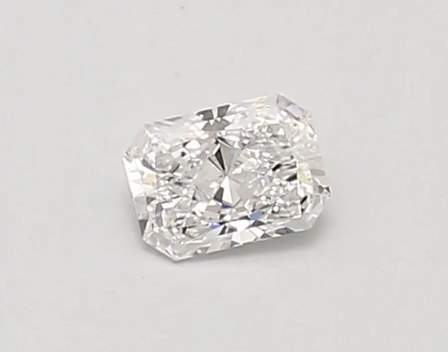 0.35ct D VS2 Radiant (IGI)