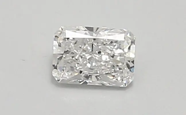 0.35ct D VVS2 Radiant (IGI)