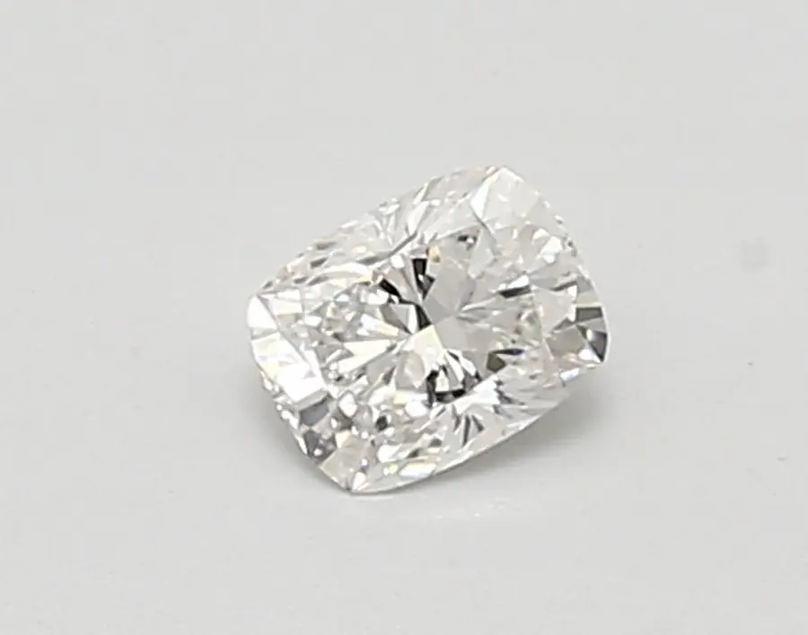 0.35ct E VVS1 Cushion (IGI)