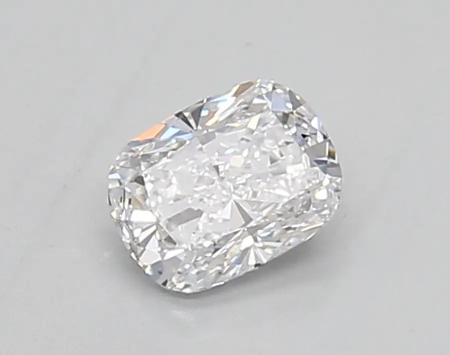 0.35ct D VS2 Cushion (IGI)