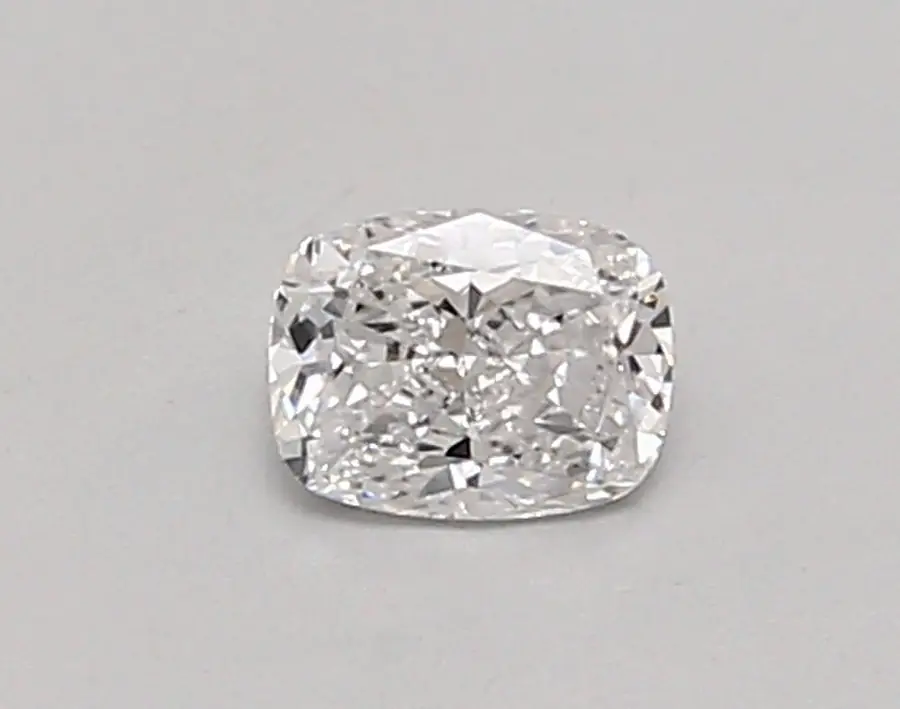 0.35ct D VVS2 Cushion (IGI)