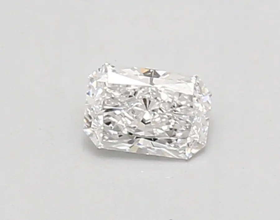 0.34ct D IF Radiant (IGI)