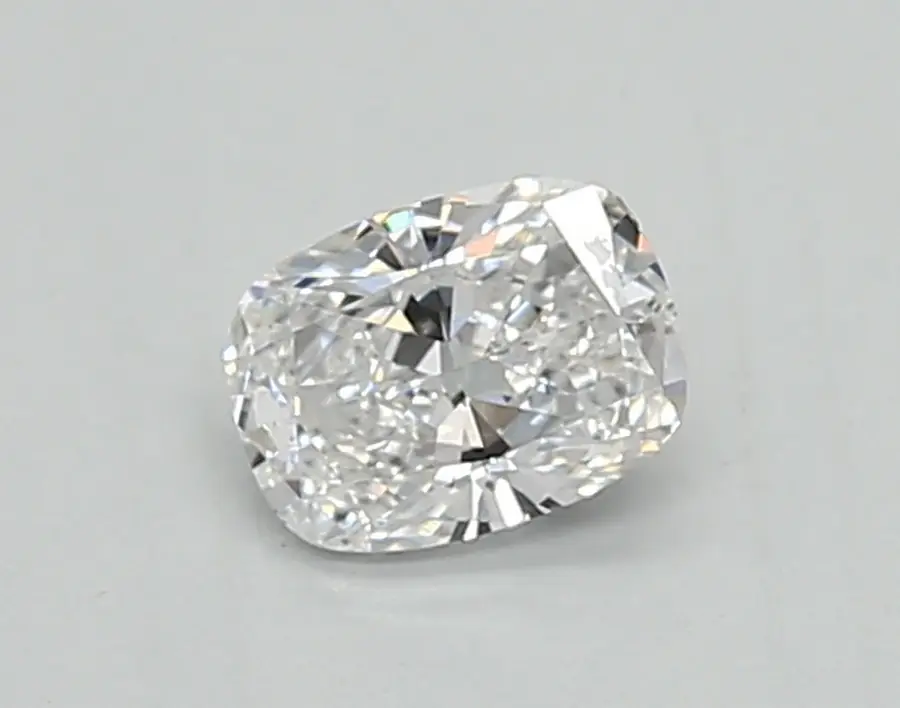 0.34ct D VVS2 Cushion (IGI)