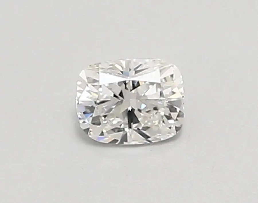 0.34ct D VVS2 Cushion (IGI)