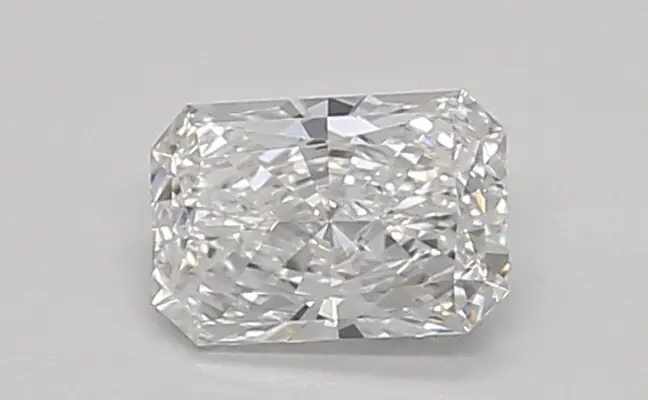 0.33ct E VVS1 Radiant (IGI)