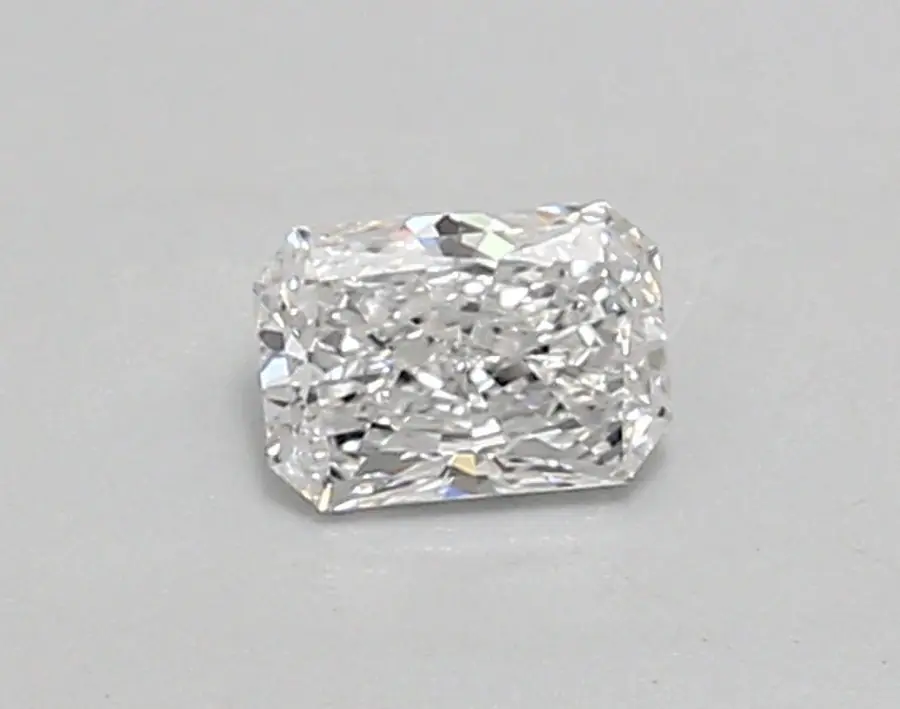 0.33ct D VS2 Radiant (IGI)