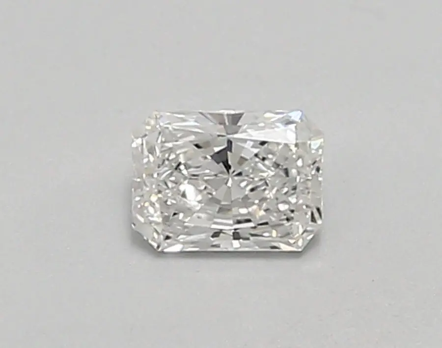 0.33ct E VVS2 Radiant (IGI)