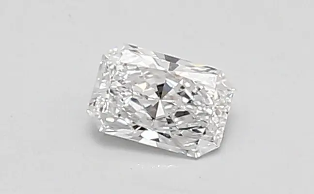 0.32ct D VVS2 Radiant (IGI)