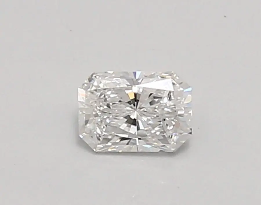 0.32ct D VVS1 Radiant (IGI)