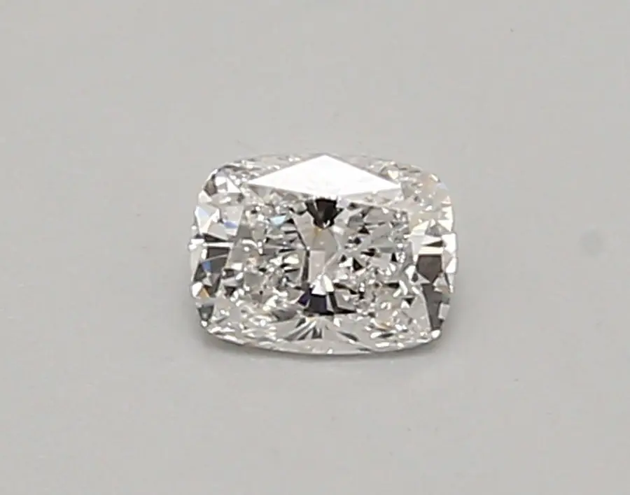 0.32ct E VVS2 Cushion (IGI)