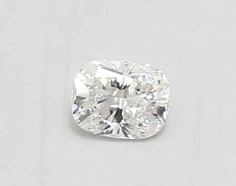 0.32ct D VVS2 Cushion (IGI)