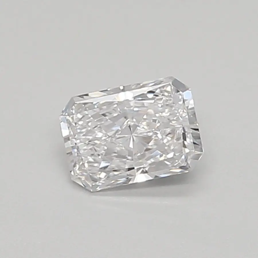 0.31ct D VVS1 Radiant (IGI)