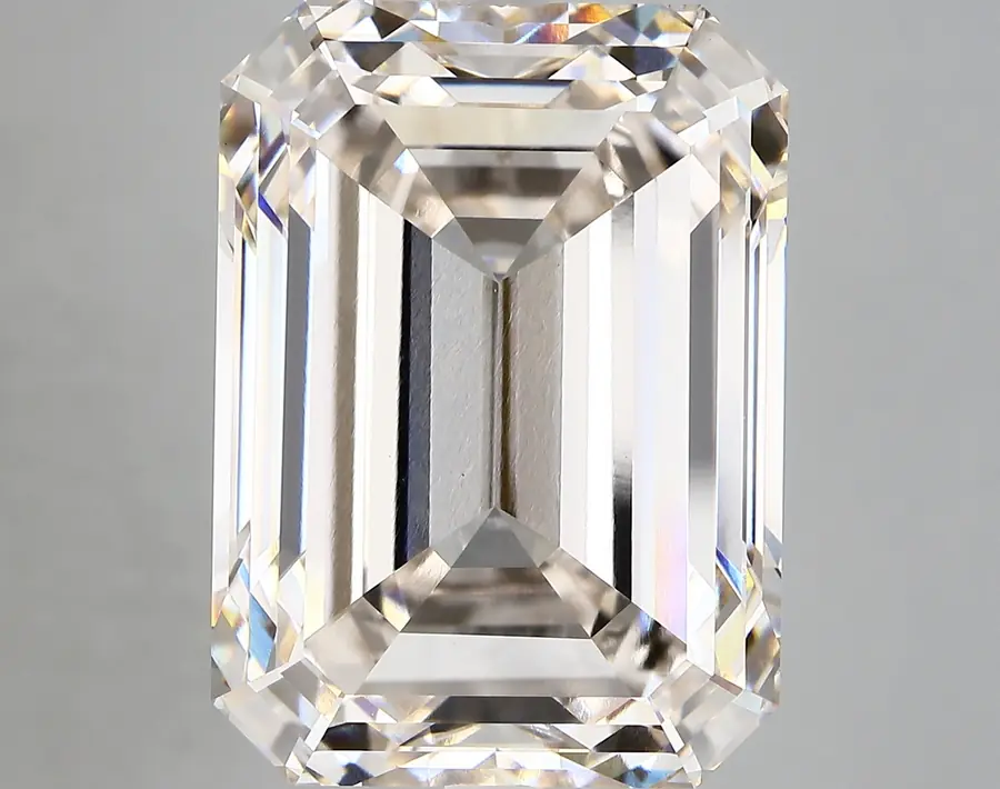 20.22ct I VVS2 Emerald (IGI)