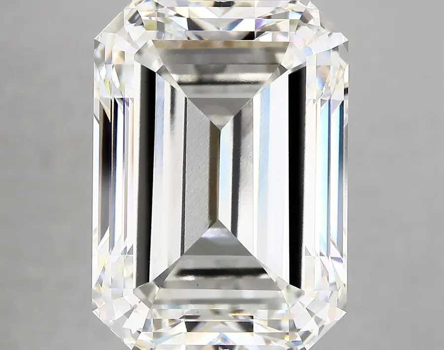 15.00ct G VS1 Emerald (IGI)