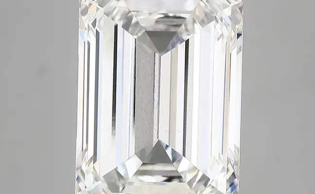 9.30ct G VS1 Emerald (IGI)