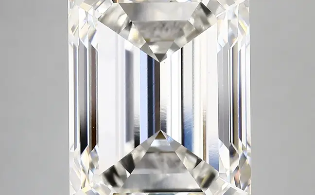 9.25ct F VS1 Emerald (IGI)