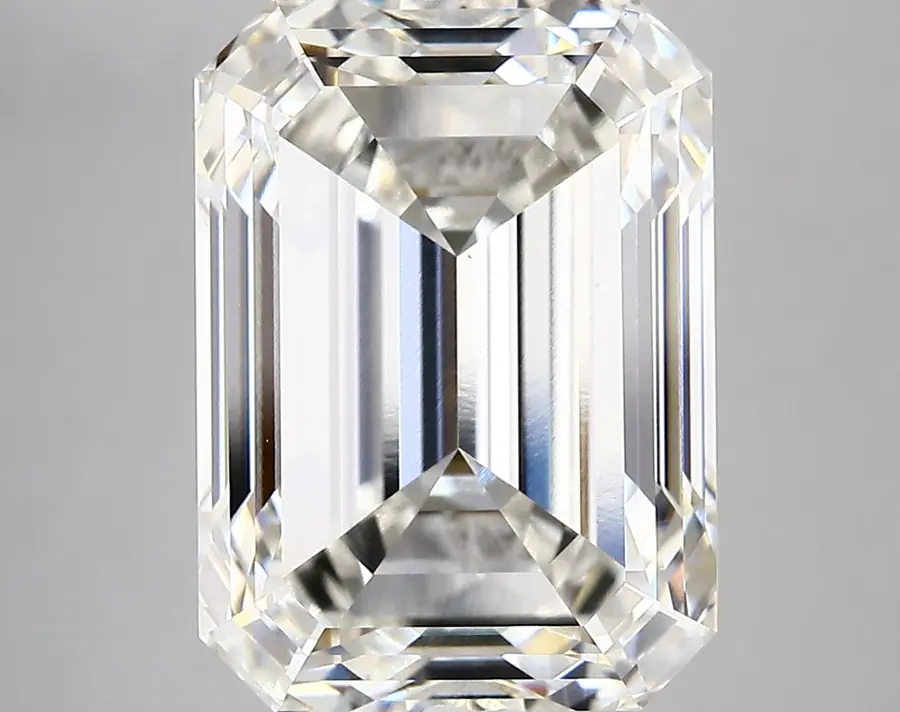 9.25ct F VS1 Emerald (IGI)