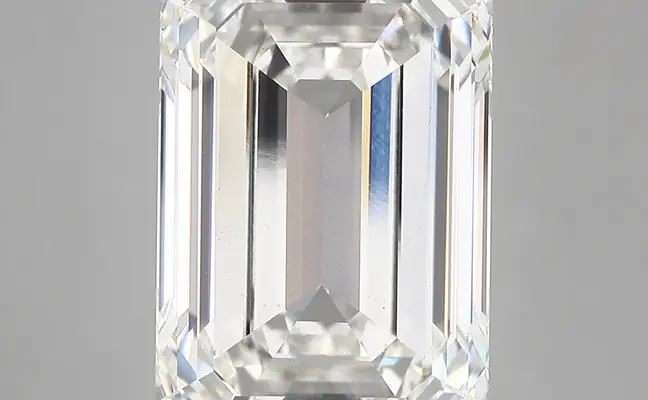9.05ct G VS1 Emerald (IGI)