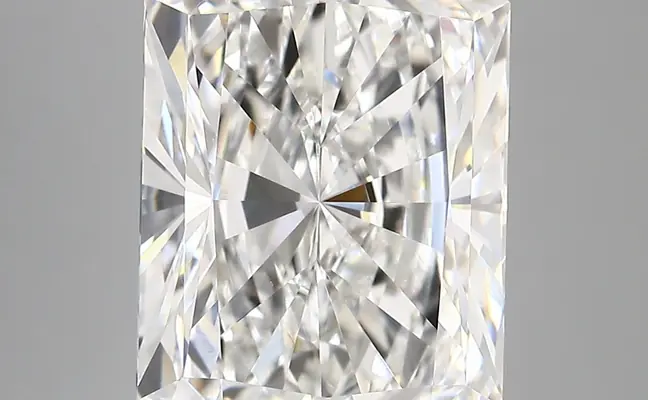 7.27ct E VVS2 Radiant (IGI)