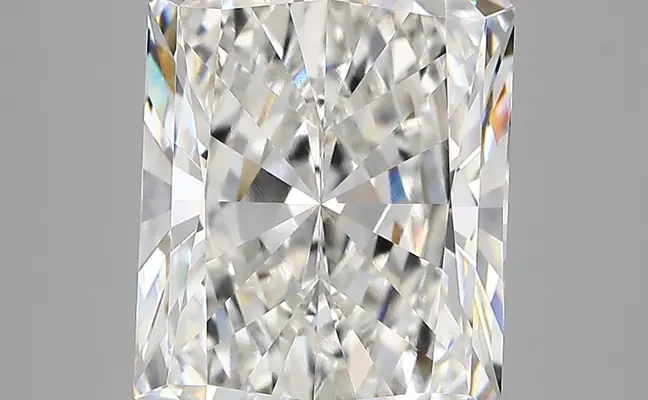7.25ct E VVS2 Radiant (IGI)