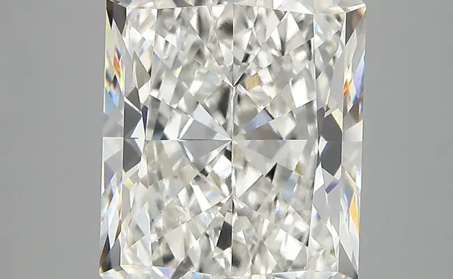 7.23ct F VVS2 Radiant (IGI)