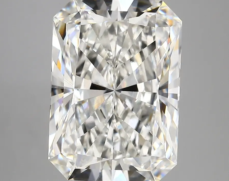 7.17ct F VVS2 Radiant (IGI)