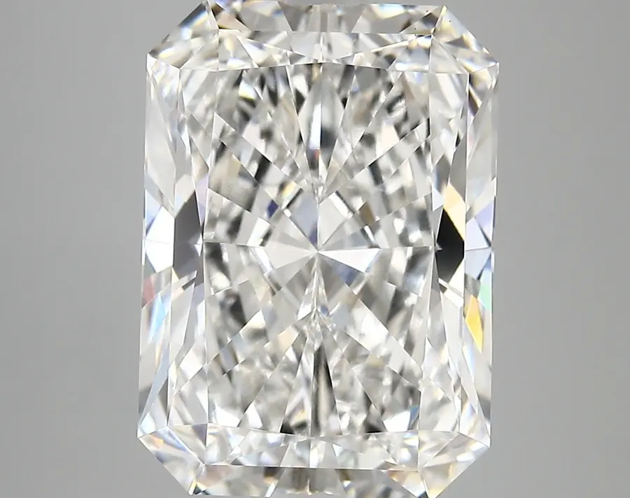 7.15ct F VVS2 Radiant (IGI)