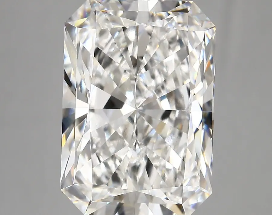 7.10ct D VVS2 Radiant (IGI)
