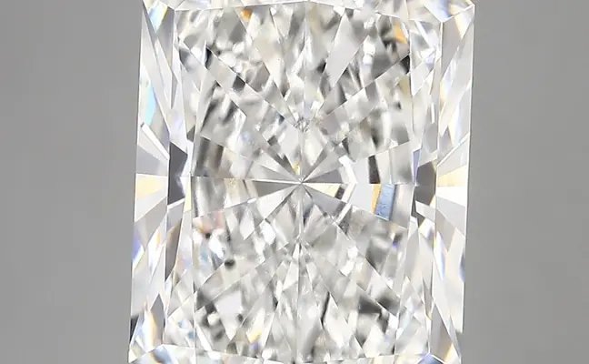 7.08ct E VVS2 Radiant (IGI)