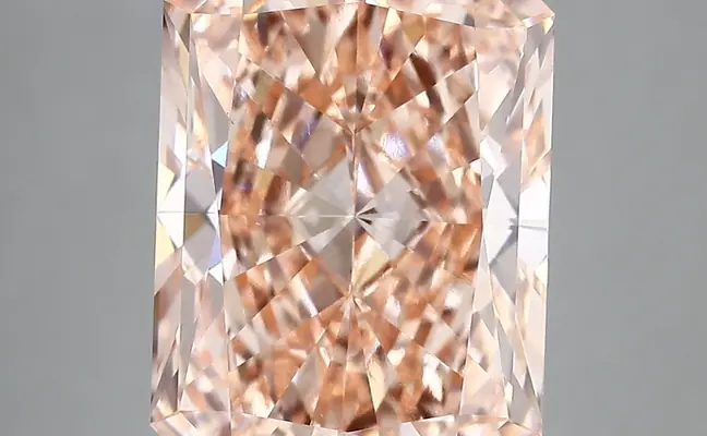7.02ct FANCY VIVID  PINK VVS2 Radiant (IGI)
