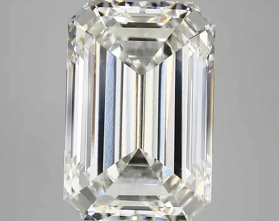 7.02ct G VVS2 Emerald (IGI)