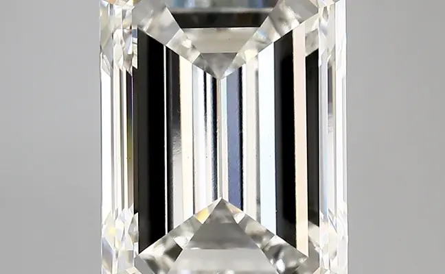 7.01ct F VS1 Emerald (IGI)