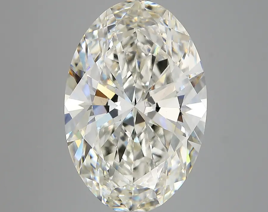 6.89ct G VVS2 Oval (IGI)
