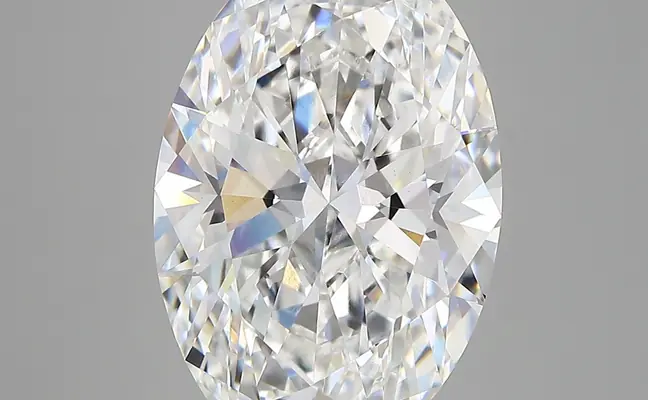 6.85ct E VVS2 Oval (IGI)