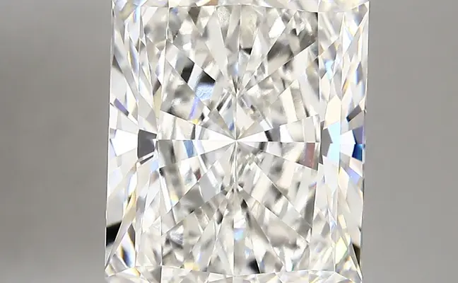 6.67ct F VVS2 Radiant (IGI)