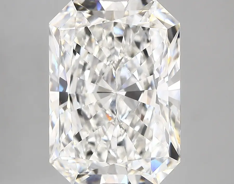 6.58ct F VVS2 Radiant (IGI)