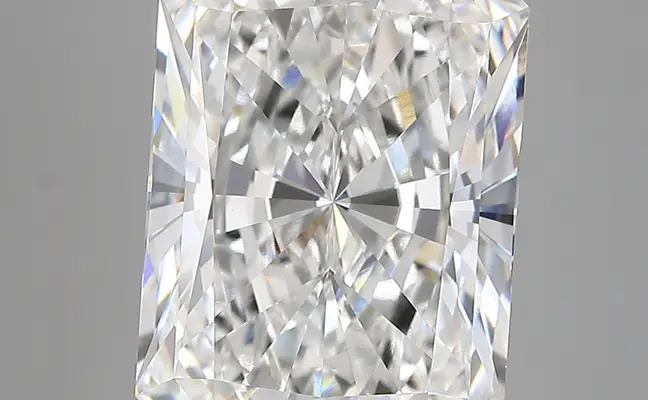 6.44ct E VVS2 Radiant (IGI)