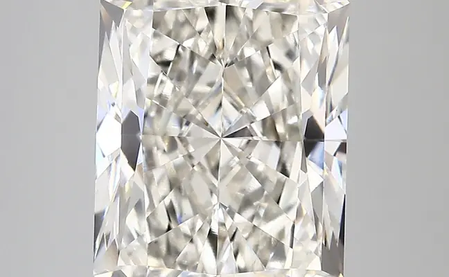 6.43ct G VVS2 Radiant (IGI)