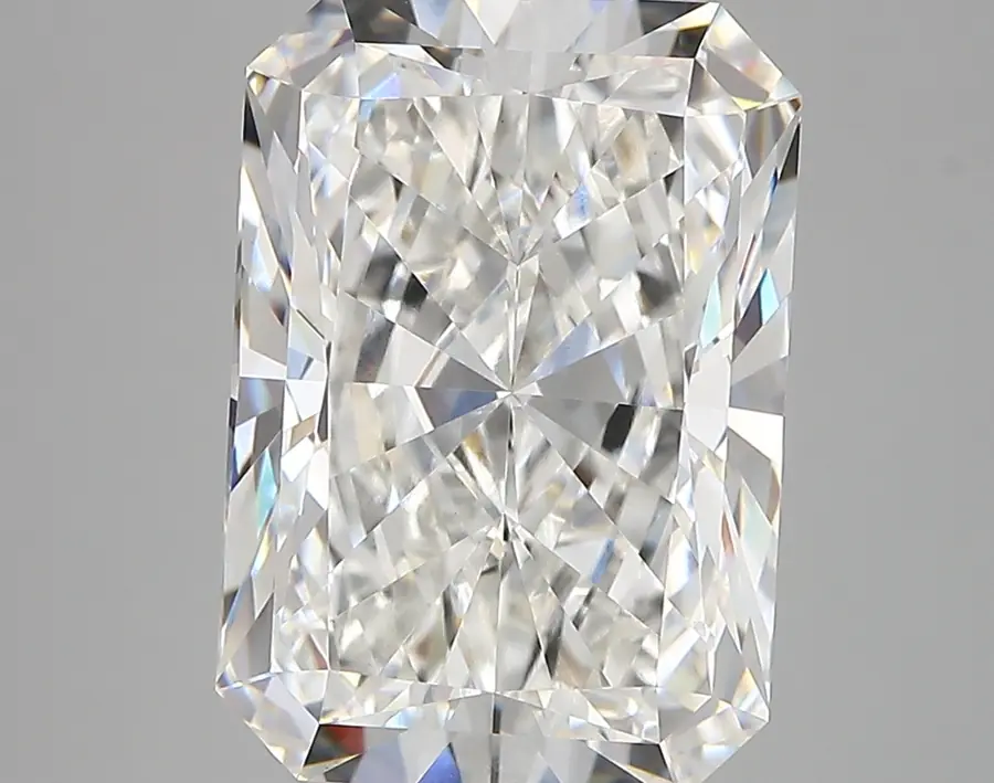 6.27ct F VVS2 Radiant (IGI)