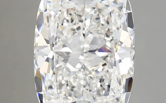 6.26ct E VVS2 Cushion (IGI)